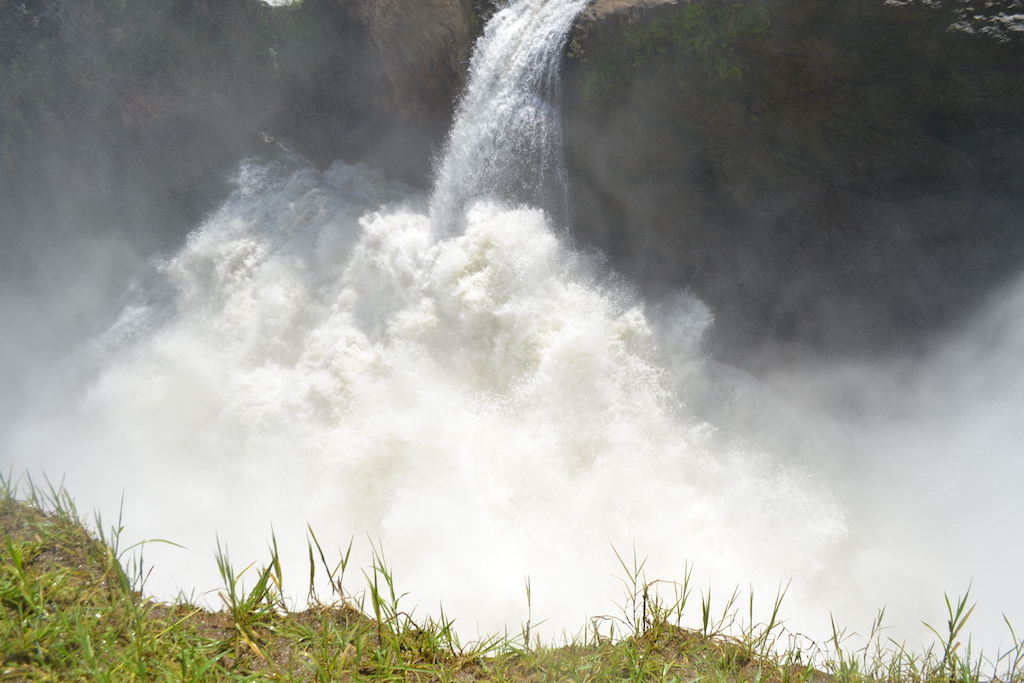Murchison falls roar